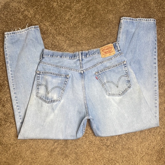 Levi’s Relaxed For 550 distressed Men’s Jeans - Picture 4 of 7